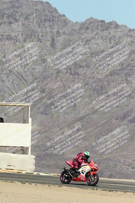 media/Oct-05-2025-CVMA (Sun) [[beeef4f201]]/Race 8-Formula UL Shootout/